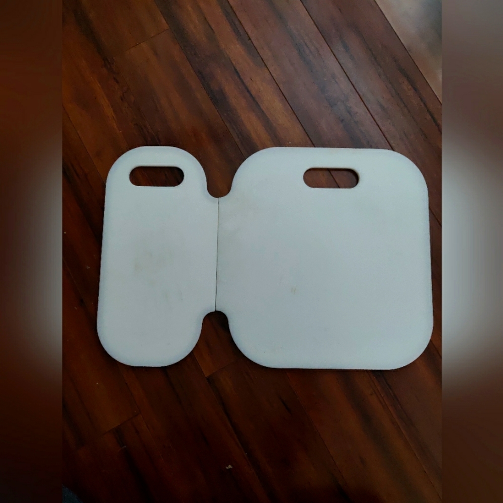 RV &Travel Trailer Cutting Board